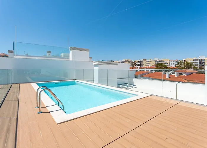 アパート Modern 2br W Rooftop Pool & Parking By Lovelystay