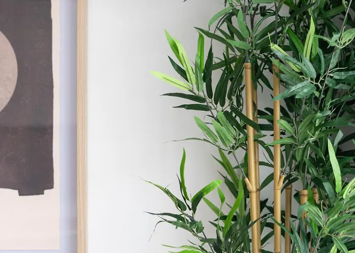 アパート Modern 2br W Rooftop Pool & Parking By Lovelystay ラゴス