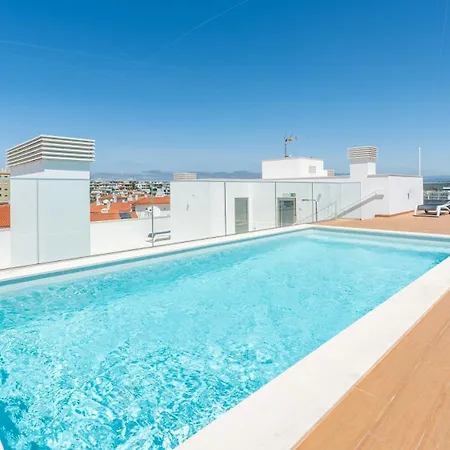 Lägenhet Modern 2br W Rooftop Pool & Parking By Lovelystay *